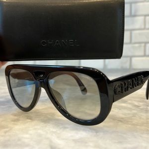 Chanel Pilot Sunglasses EUC